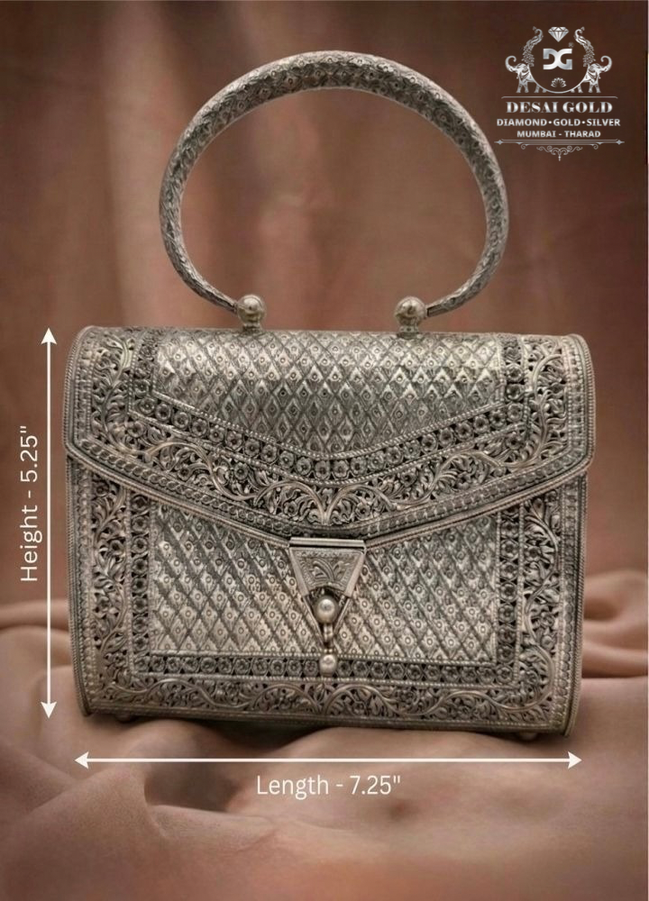 Majestic Silver Empress Clutch