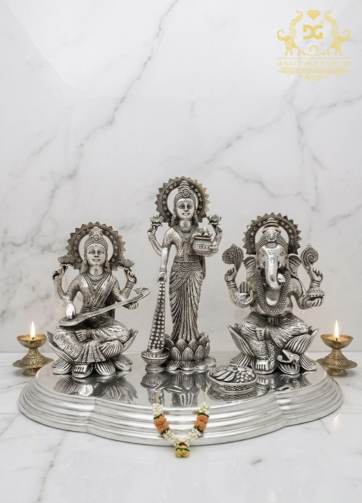 Ganpati Laxmi Sarasvati