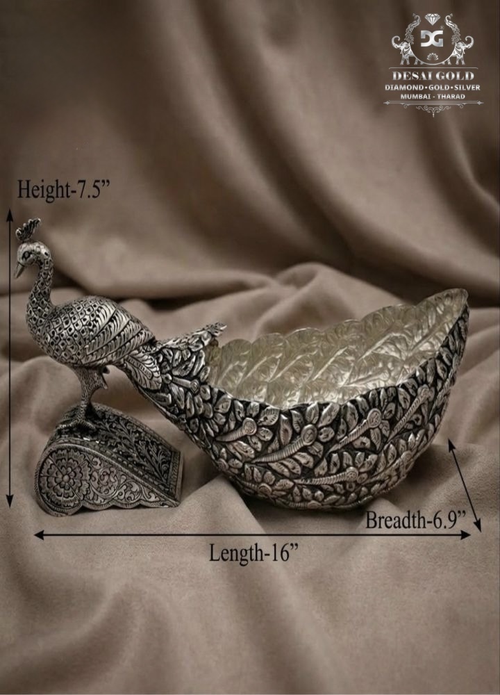 Peacock Theme Fruit Basket