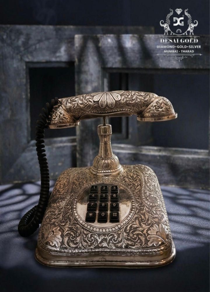Telephone